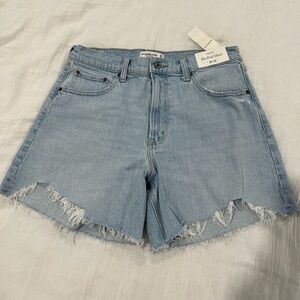 Abercrombie high rise dad short